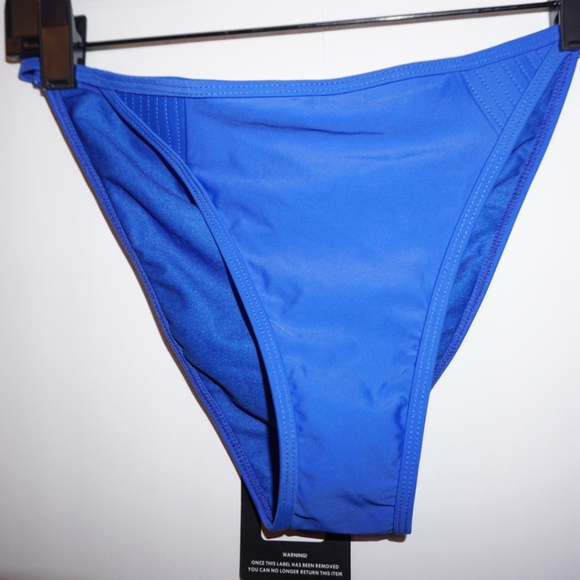 Pretty little thing swim suits. - Picture 7 of 8